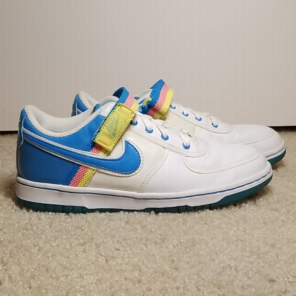 Nike Shoes - Nike Jordan 1 Low